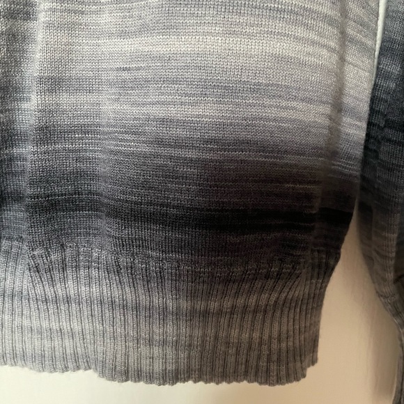 Elie Tahari Cardigan Sweater. Size small black blue grey - Picture 10 of 13